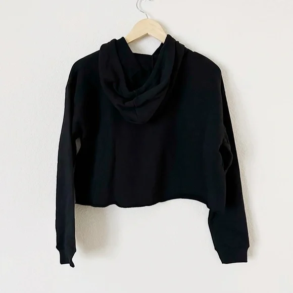 NEW Hot Topic Gremlins Cropped Long Sleeve Hoodie - Picture 7 of 8